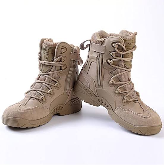 Bota Combat