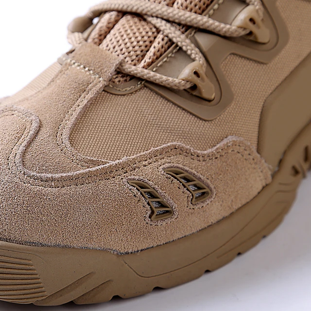 Bota Combat